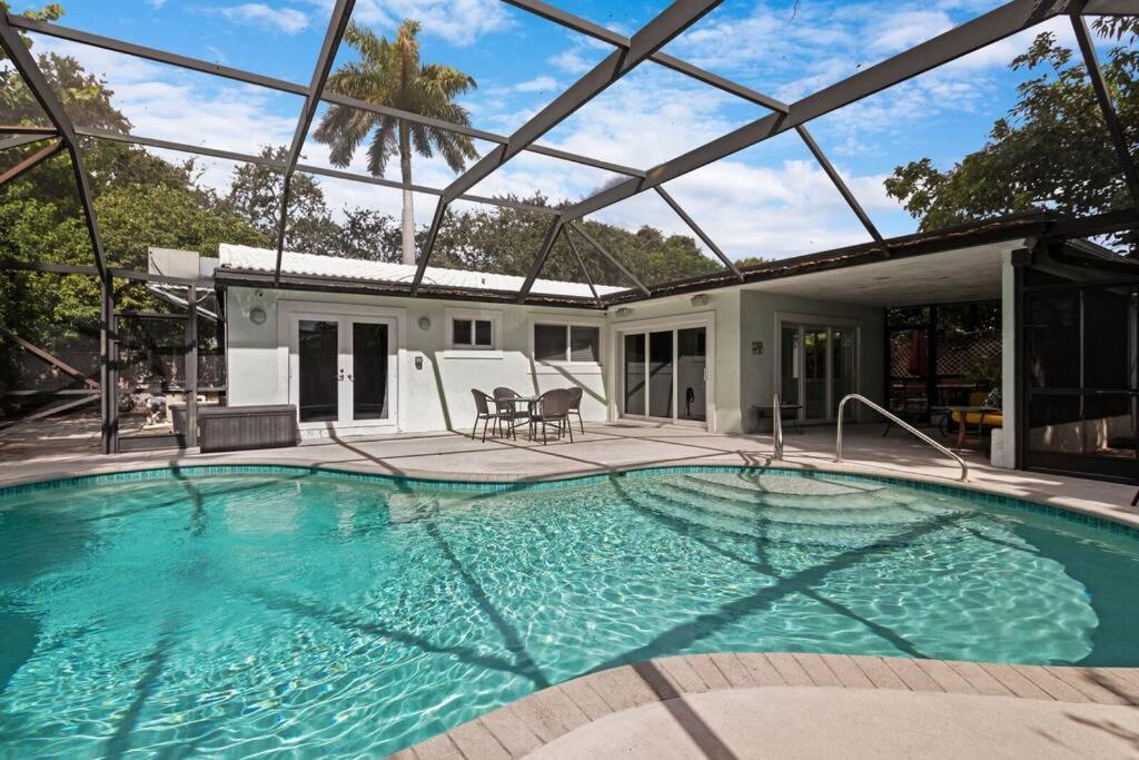 הוליווד Heated Pool I Soundproof Home I Firepit I 630Mbps מראה חיצוני תמונה